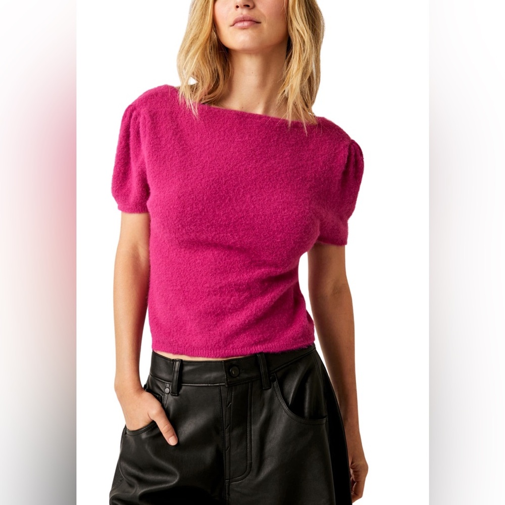 Free People NWT Keep Me Warm Cropped Short Sleeve Sweater Fuschia Festival Sz XS